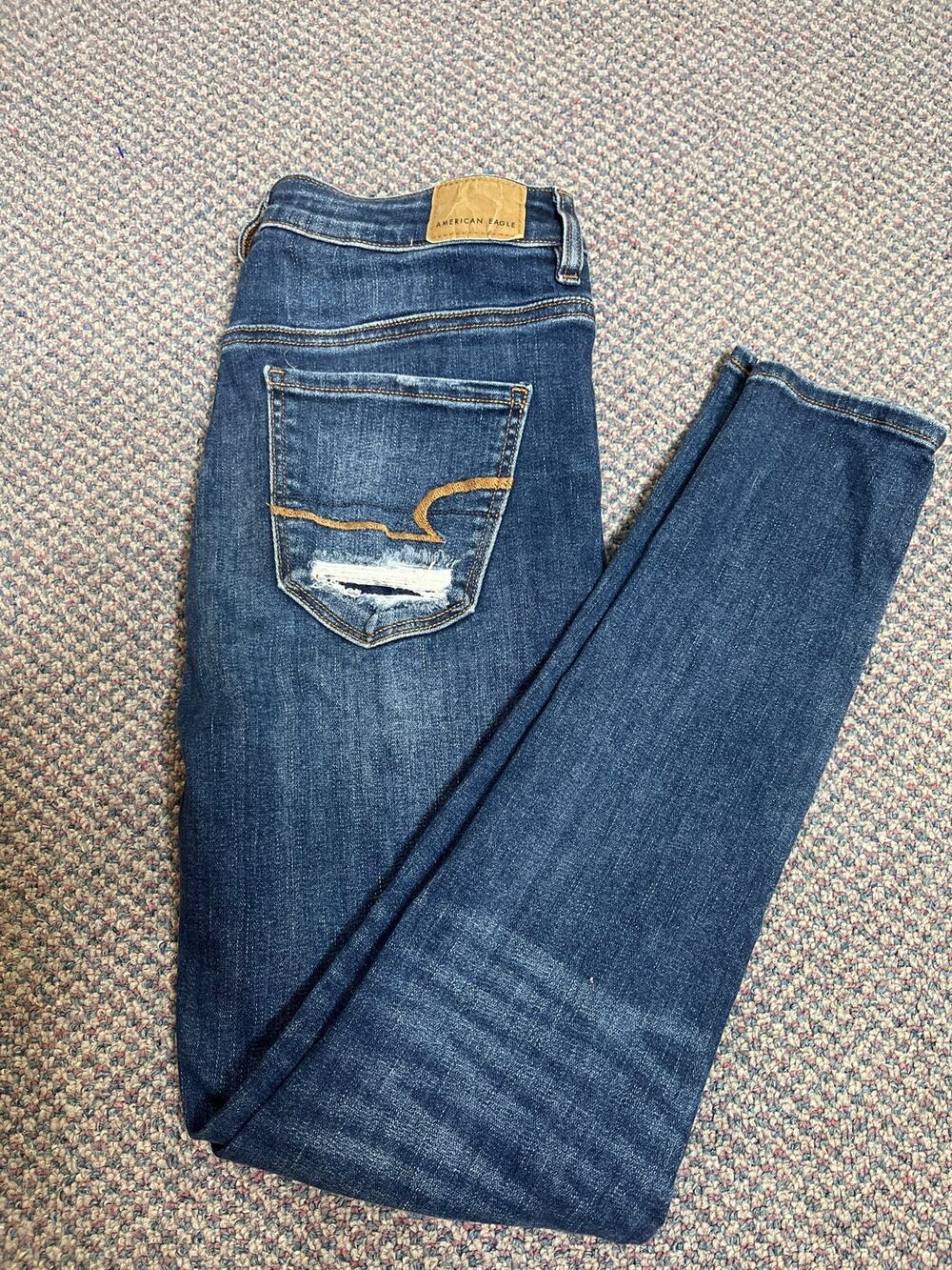 American Eagle Dark Wash Highest Rise Jegging 4 Short